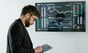 travailler en tant que freelance dans le secteur banque-assurance